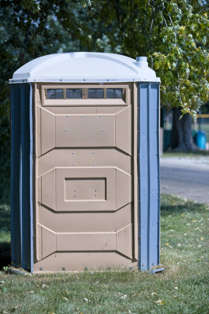 Best High-end porta potty rental  in Wellsville, KS